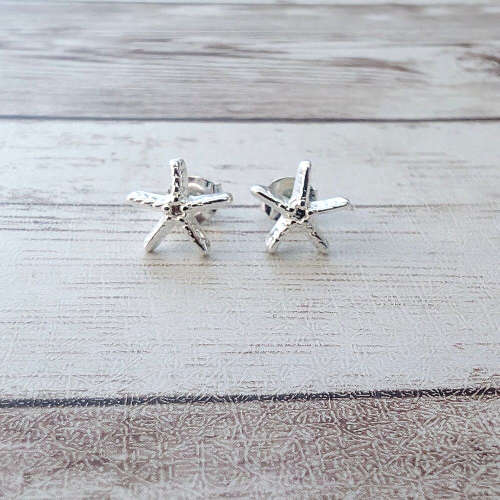 Dainty Silver Tone Starfish Earrings for Pierced Ears